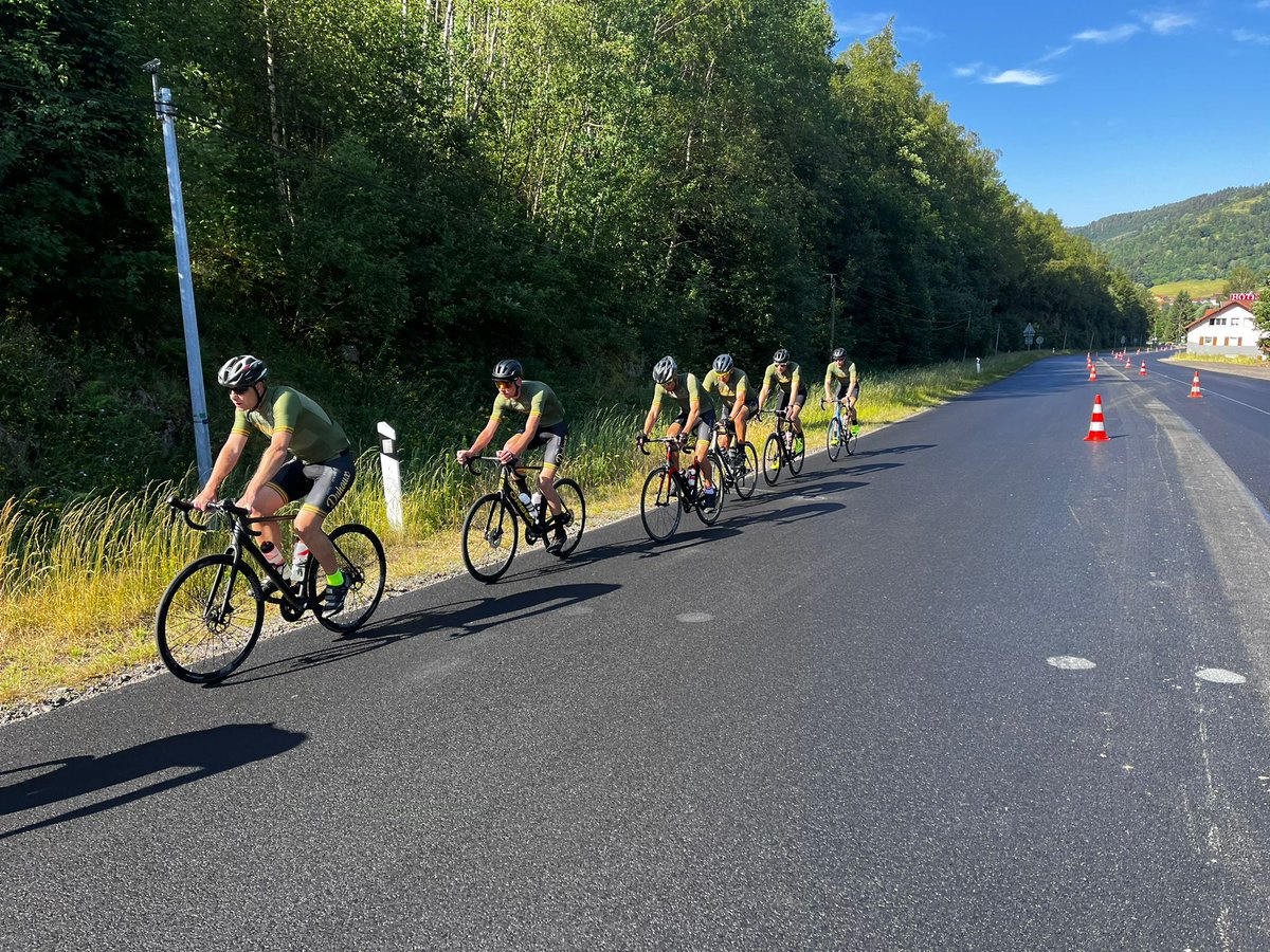 WCWergea's tweet image. Wij maken ons klaar voor de laatste fietsdag, een nieuwe route met voor ons onbekende beklimmingen en een bezoek aan het hautaine "La Bresse en Gerardmer".