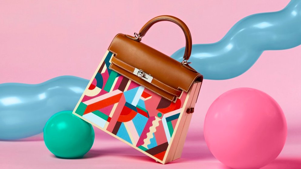 cppluxury's tweet photo. Christie’s breaks records with sale of rare handbags
https://t.co/n9k8s80eQZ
#Christies #ChristiesBags #bags #handbags #luxurybags #luxury #Rebag #sale #Hermes #Chanel #Dior https://t.co/TEUGMMGR5T