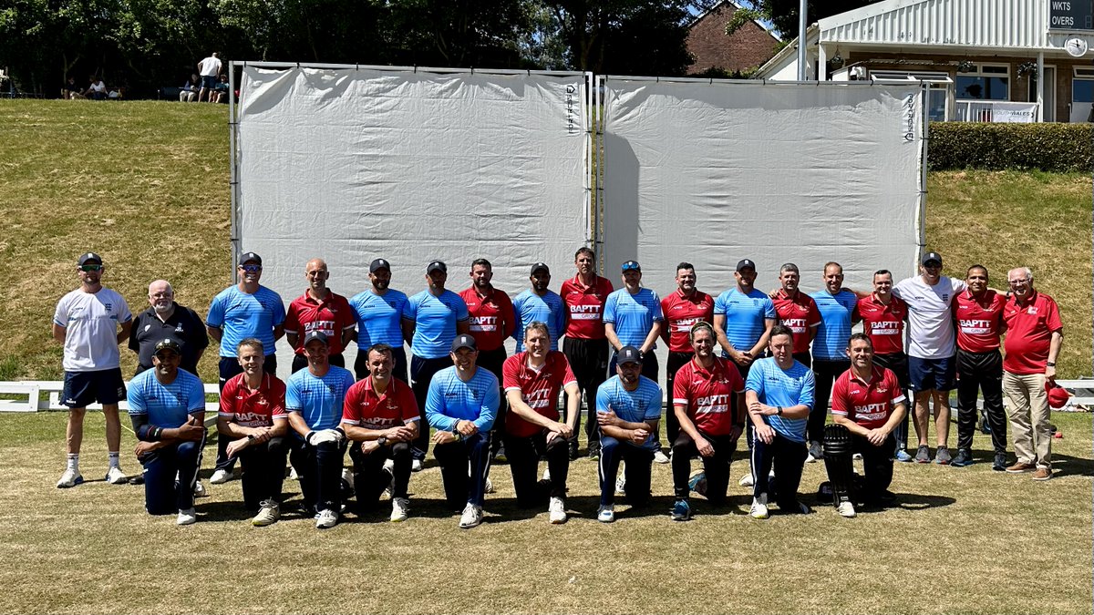 englandseniors.play-cricket.com/website/result… Link to the scorecard and video highlights from our match with @walesover40s , another great match.Thanks again. Thanks to @pantegcricket for their great hospitality and to Umpires, Jon Kinsey & Bob Spadzt, and Scorers Brian Hitchcott & Phil Stallard.