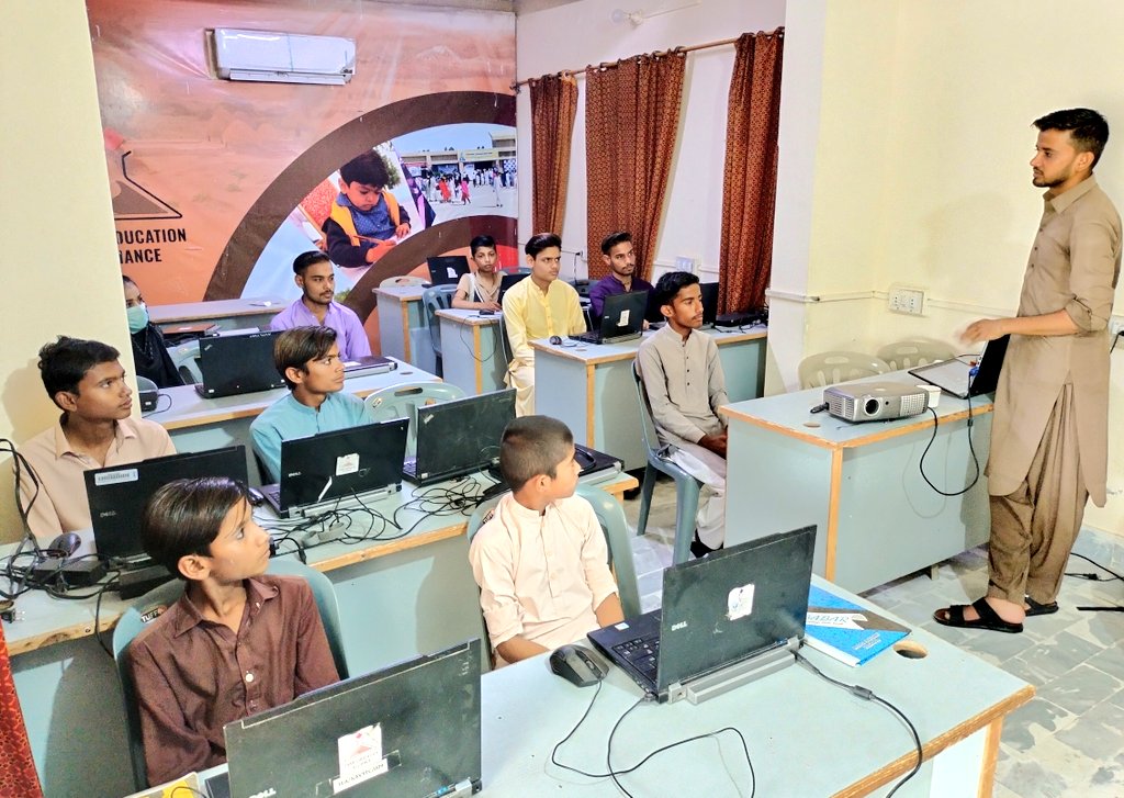 TharEduAlliance's tweet image. Good News ! 

Thar Education Alliance Vocational and Technical Training Center in Mithi has started  3rd shift of #basicComputer in the morning shift.