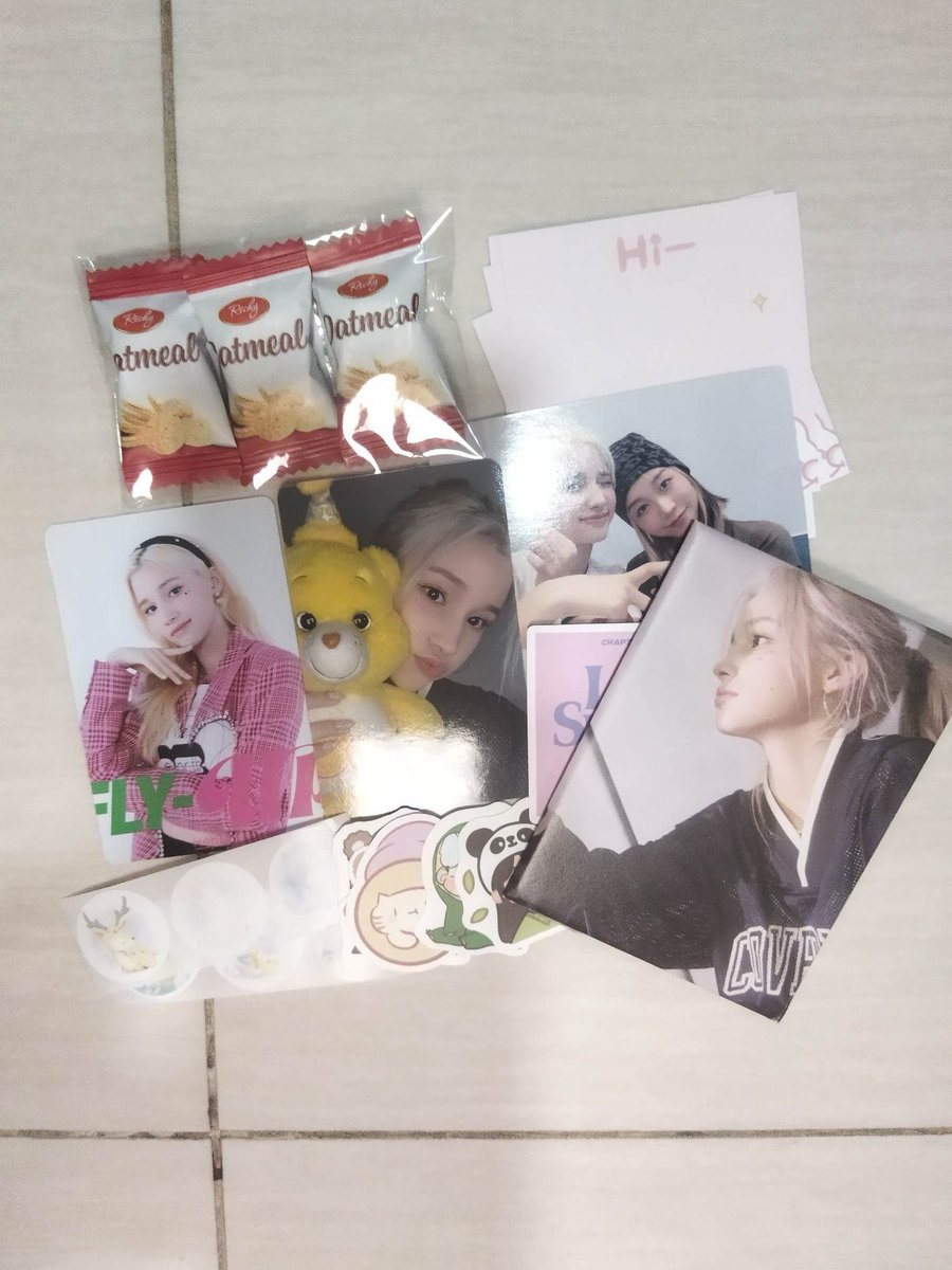 rina_hew's tweet photo. × @stephanie_seoye  | #fromSeoye ×

Hello, I finally received my hiyyih teddy bear. Thank you so much for offering me this pc and also for the freebies. 🫶 

~{ #hewmail }~ https://t.co/GCgpNr2gXv