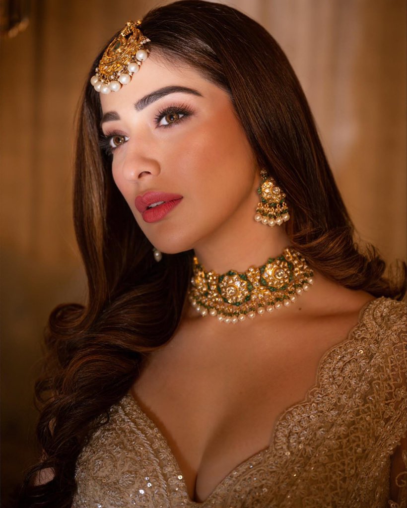 J SOLUTIONS MEDIA®️ (@jsolu_tions) on Twitter photo Carrying her crown with grace and dignity. #RaaiLaxmi personifies royalty wherever she goes!
<a href="/iamlakshmirai/">RAAI LAXMI</a> #LakshmiRai #jsolutions Carrying her crown with grace and dignity. #RaaiLaxmi personifies royalty wherever she goes!
<a href="/iamlakshmirai/">RAAI LAXMI</a> #LakshmiRai #jsolutions