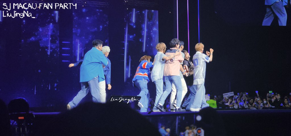 20230610 MACAU FAN PARTY

幼儿园小朋友开学啦🥳

#sjfanpartyinMacau #SUPERJUNIOR #SUPERJUNIORFANPARTY #sj #슈퍼주니어