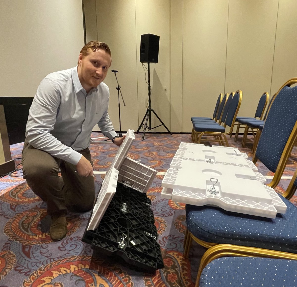 World Premiere at IPIC 2023: Ponera Group unveils its heavy-duty industrial-packaging modular container in line with leading respect of several of the Physical Internet container specifications. Kudos to Matthew Reali and his team at Ponera.