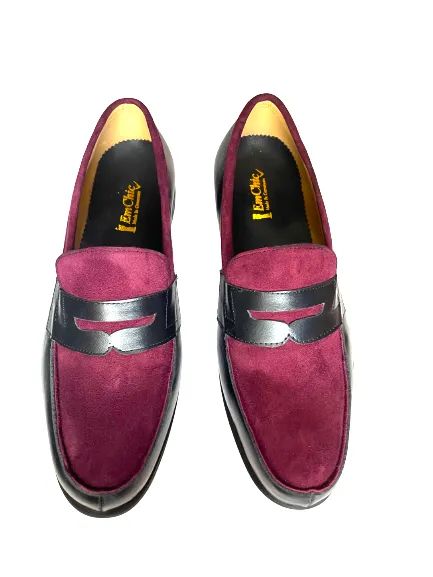 Emchicmode's tweet photo. Mocassins #EMCHIC , cuir vierge noir ,daim rose frambroise et bleu.
Fabriquez dans nos ateliers avec delicatesse
au prix unique de 40.000 FCFA
livraison et expedition.
Notre site Internet:
https://t.co/K1pa0k7DQk
WhatsApp https://t.co/twJnjJBDUf
#EMCHIC #SHOES #MADEINCAMEROON https://t.co/WPnBbsoLm4
