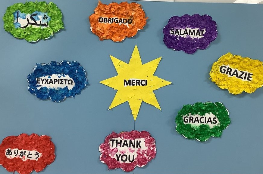 Le Mai des Langues s'achève.
Nous tenons à féliciter et remercier tous les élèves et enseignant(e)s qui ont participé au Rallye Plurilingue Interculturel de notre zone préparé par M. François Monnier.
Veuillez consulter notre Digipad
digipad.app/p/332383/87da4…