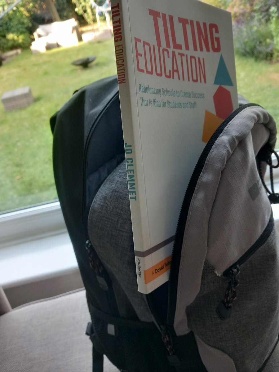 JoClemmet's tweet photo. Reason to read 'TiltingEducation' - 1 
The right shape to easily slip into your bag for the beach/plane etc. https://t.co/ZX7VVu2Iv0
