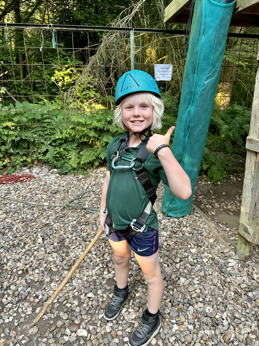 LomasHaley's tweet photo. H was so brave last night at Cubs! He has always had a fear of this activity however he gave it a go &amp; did amazing!🤩💪🏻
@AbbotsPrimary @MrsBatchelor1 @TottmanC @scouts https://t.co/pgSFffzGqN