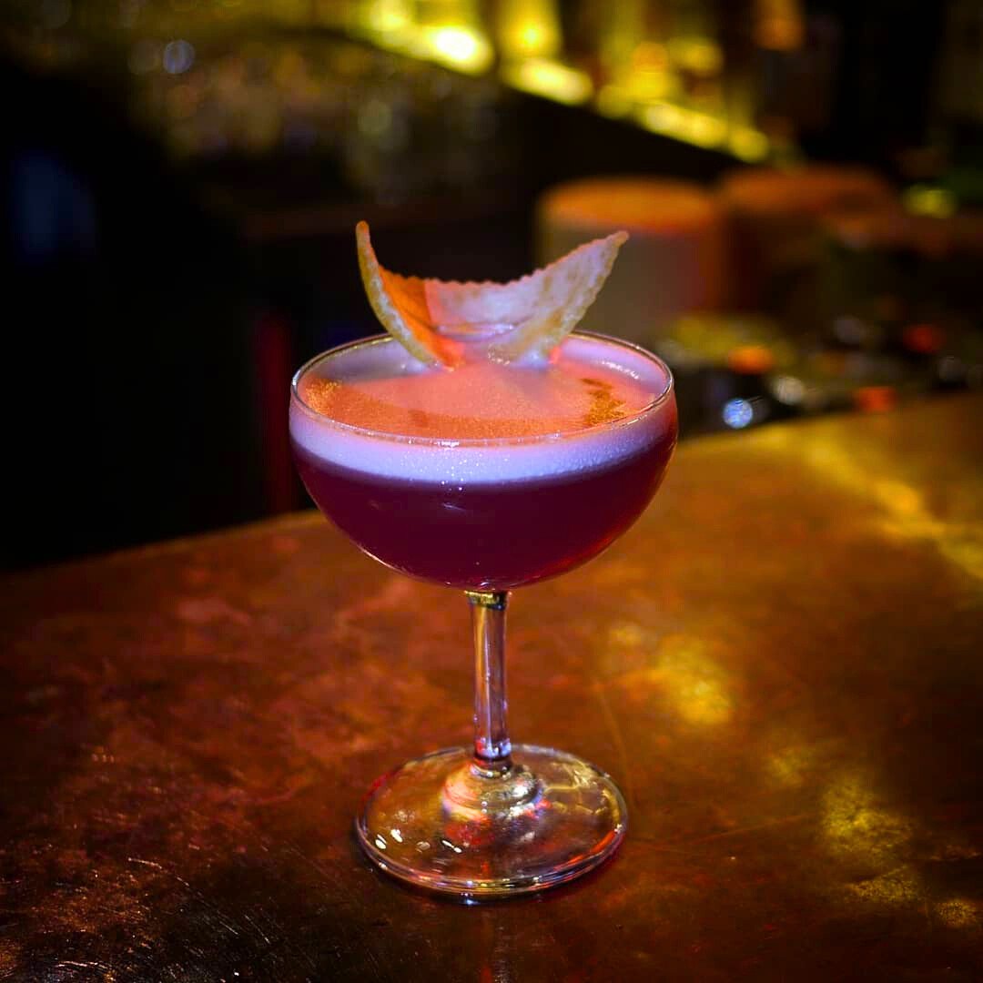 AsiaTop80's tweet photo. PS150, Asia's Top80 Bars 2022 🍹✨ Discover a hidden cocktail gem on Petaling Street in Chinatown, KL! This unique bar takes you on a journey through three eras of cocktail history.   ➡️ https://t.co/Cn07GJxU0r

#AsiaTop80 #PS150 #CocktailBar https://t.co/X2XEOA9Elb