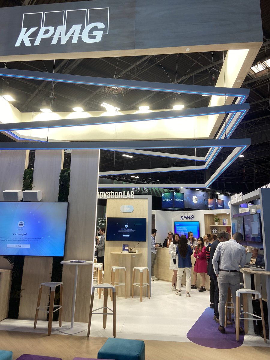 AzahoumImane's tweet photo. @KPMG_France est pour la 7e fois à #VivaTech avec des #startups innovantes ! 🦾
Notre dossier de presse 👉https://t.co/nWNyyB2ulv https://t.co/77paSjiYGq