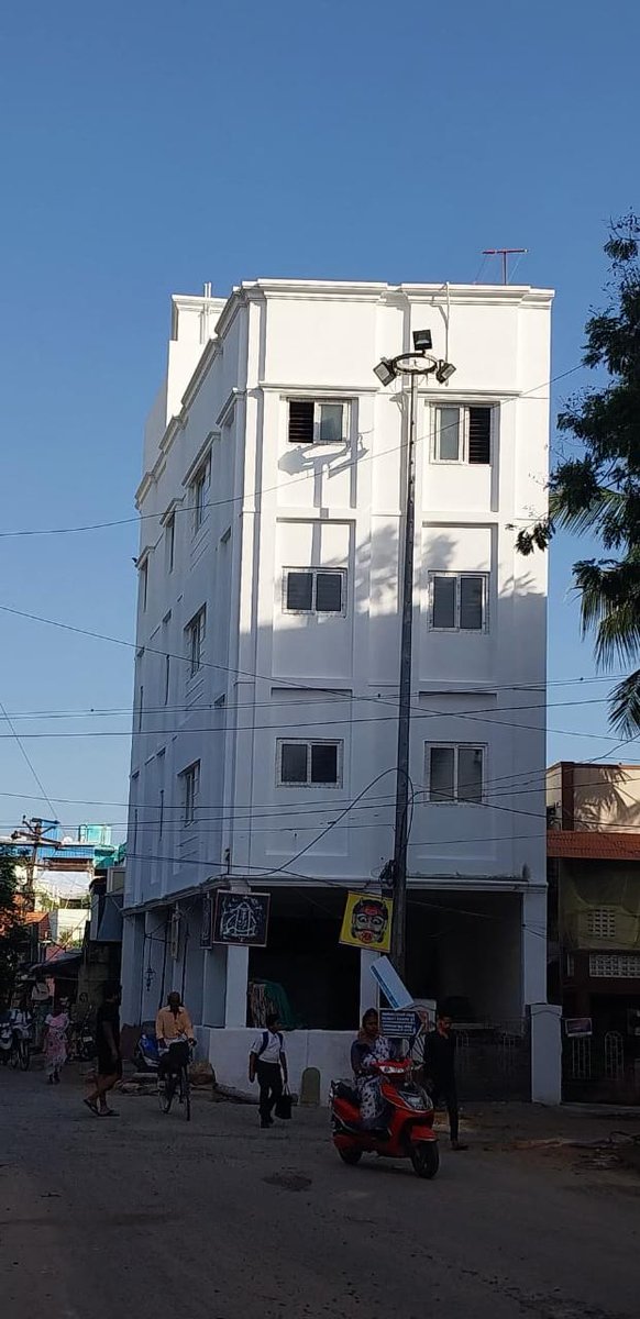 buildersline's tweet photo. Rule deviation Building. pl check
No:4, 8, Sangam Rd,venkatraman street corner building,  Lakshmipuram, Chromepet, Chennai, Tamil Nadu 600044. https://t.co/chIasvGaLE