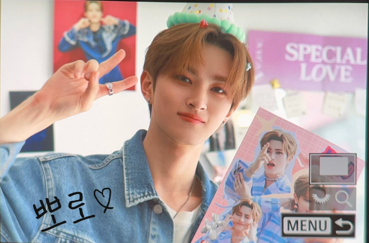 pineapple0615_'s tweet photo. 生日快樂💗

#리오와_함께한_첫번째_생일
#HAPPY_LEO_DAY

#XODIAC #소디엑 
#리오 #LEO https://t.co/BEVr1SLM0h