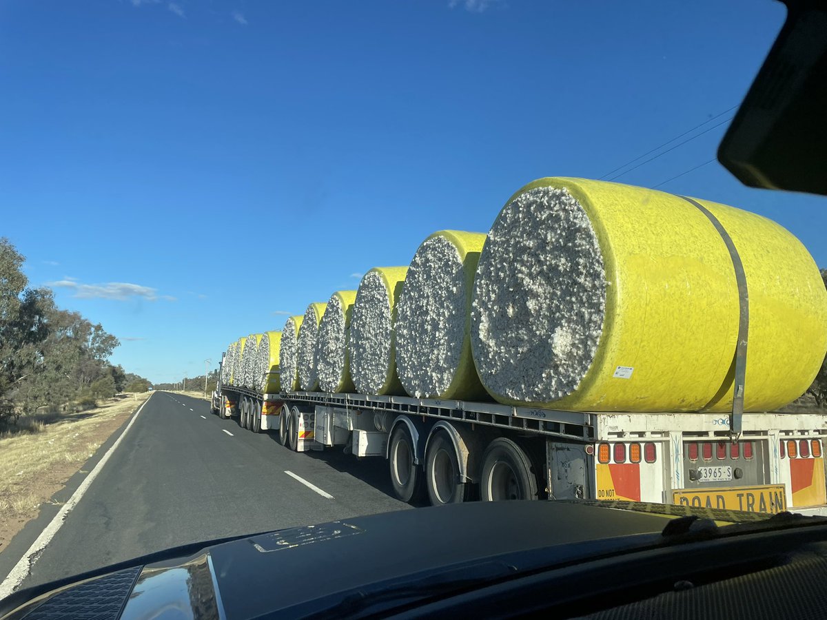 CarolynsChat's tweet photo. #DoE the life of a rural DEL, thanks for the mentoring Jeremy Mills, Moree 👍 https://t.co/vuE3yLyTEc