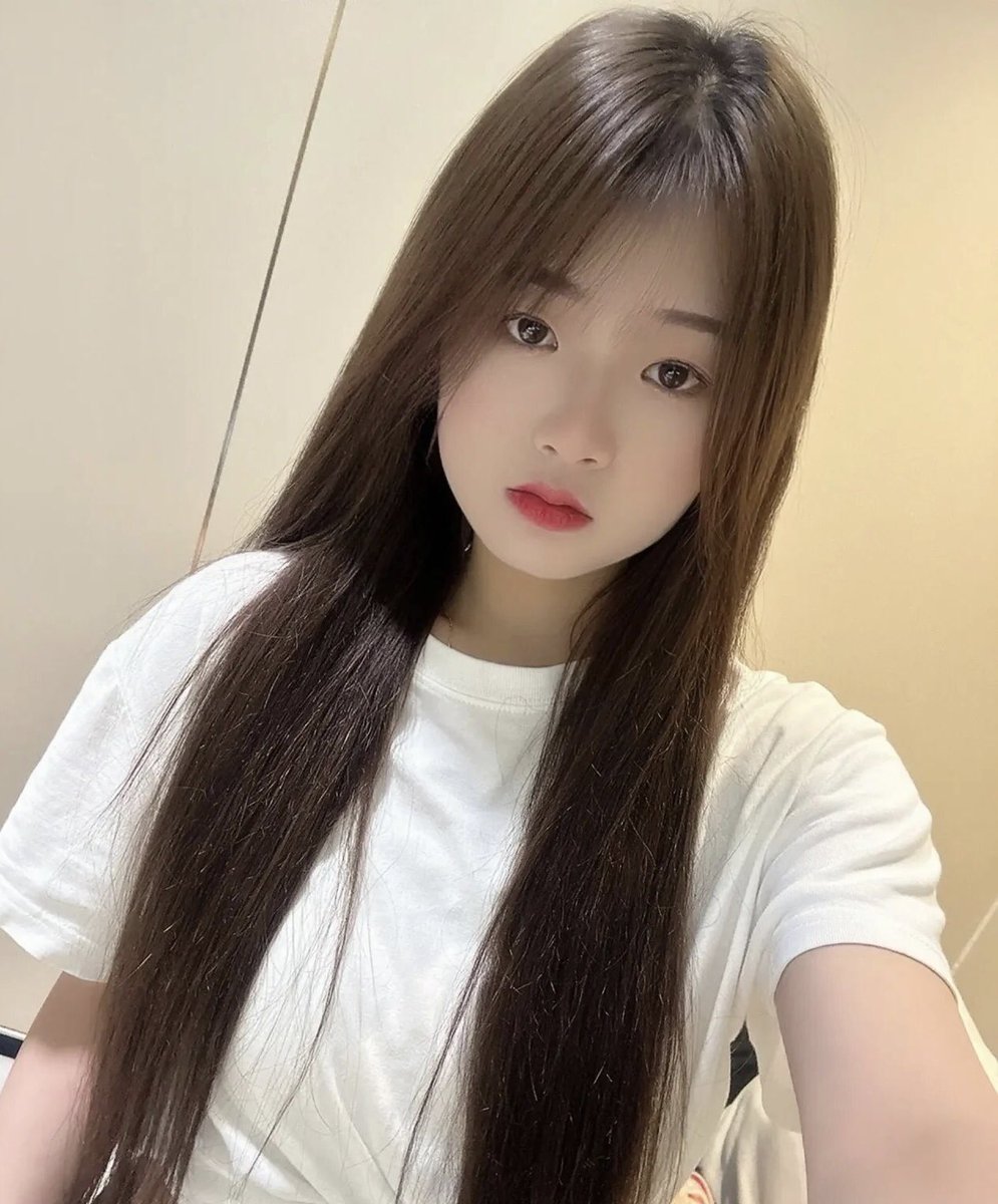 xia6895's tweet image. 永远不要因为担心“现在太晚”而没有去努力。你又怎么能知道，30岁的自己不会比25岁的自己更美丽，更优秀，更值钱。