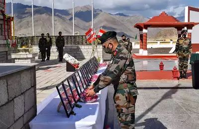 ParthX's tweet photo. Two years have passed, but the memory of Galwan remains fresh. We honor the bravery of our soldiers who defended our borders with unwavering determination. Their sacrifice will never be in vain. 🇮🇳 Remembering Galwan #Salute
@Vaibhav04159122 @kakodia_vikas https://t.co/fLhF9U0h3z
