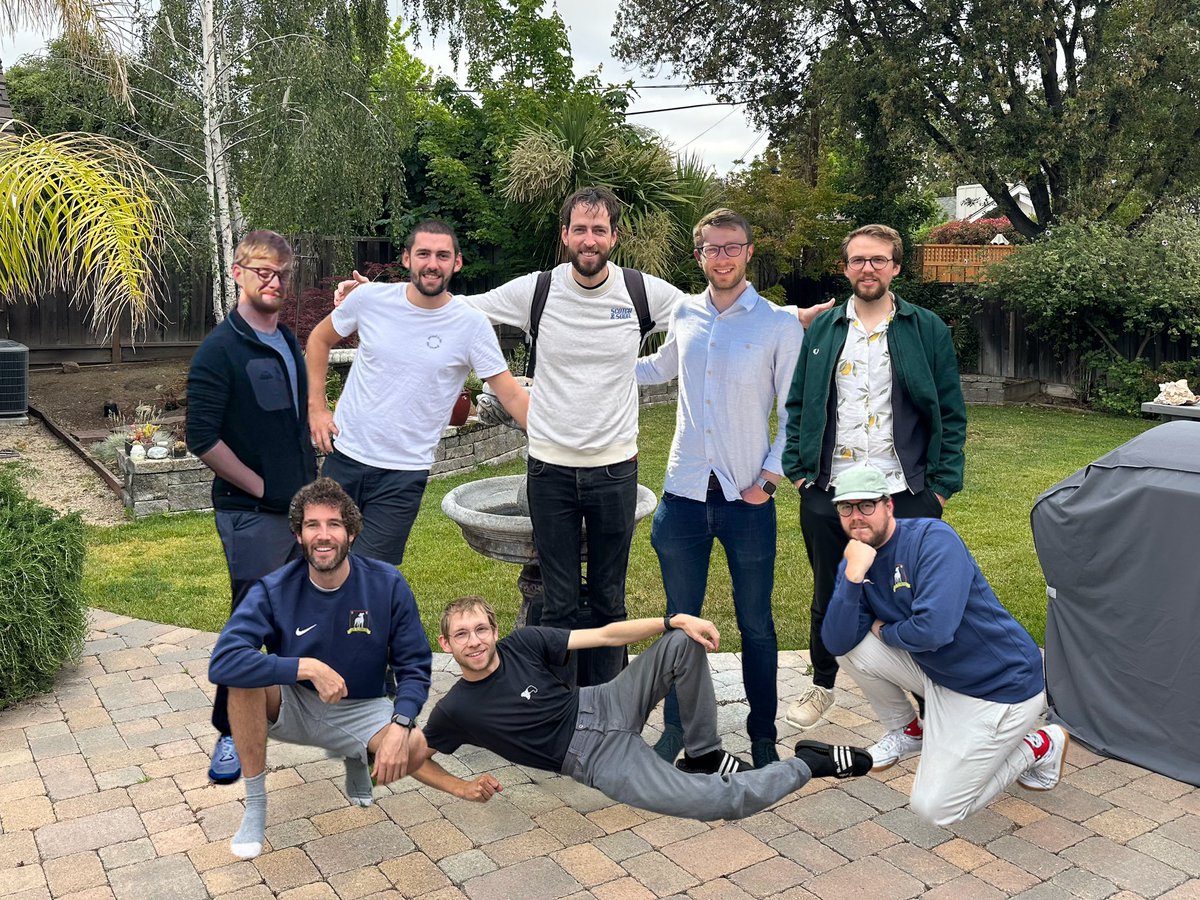 hiddevdploeg's tweet photo. When youโre in a house full of indie devs and you forget to take a group photo ๐
โจ https://t.co/0CaxLYphzw