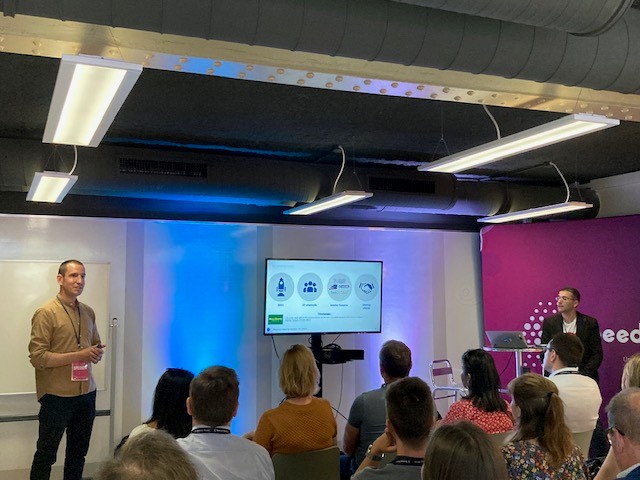 CSIRT Hauts-de-France (@csirthdf) on Twitter photo Ce matin, nous étions invités par <a href="/cic/">CIC</a> Nord Ouest à la conférence #CyberSecurity de #SYB_Event avec <a href="/OverSOC/">OverSOC</a>. Nous avons présenté la cyber dans le quotidien des entreprises, comment réagir à une cyberattaque 
🚨Un numéro 0806 700 111 Ce matin, nous étions invités par <a href="/cic/">CIC</a> Nord Ouest à la conférence #CyberSecurity de #SYB_Event avec <a href="/OverSOC/">OverSOC</a>. Nous avons présenté la cyber dans le quotidien des entreprises, comment réagir à une cyberattaque 
🚨Un numéro 0806 700 111