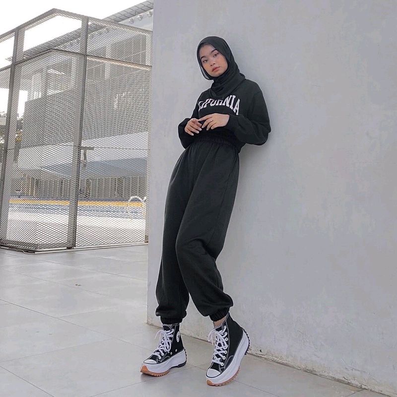 Cek Sweatpants / Jogger / Celana panjang Hitam dengan harga Rp99.000. Dapatkan di Shopee sekarang! shope.ee/7KSQihOPuV?sha…