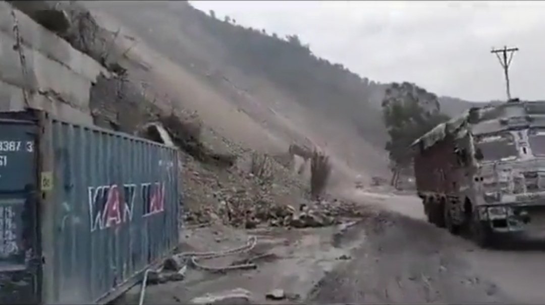 An under-construction tunnel on the national highway near Cafeteria Morh was damaged due to a heavy landslide in Jammu’s Ramban district. No casualties were reported due to the incident. 

There is minor damage to the under-construction tunnel.

#TYPNews