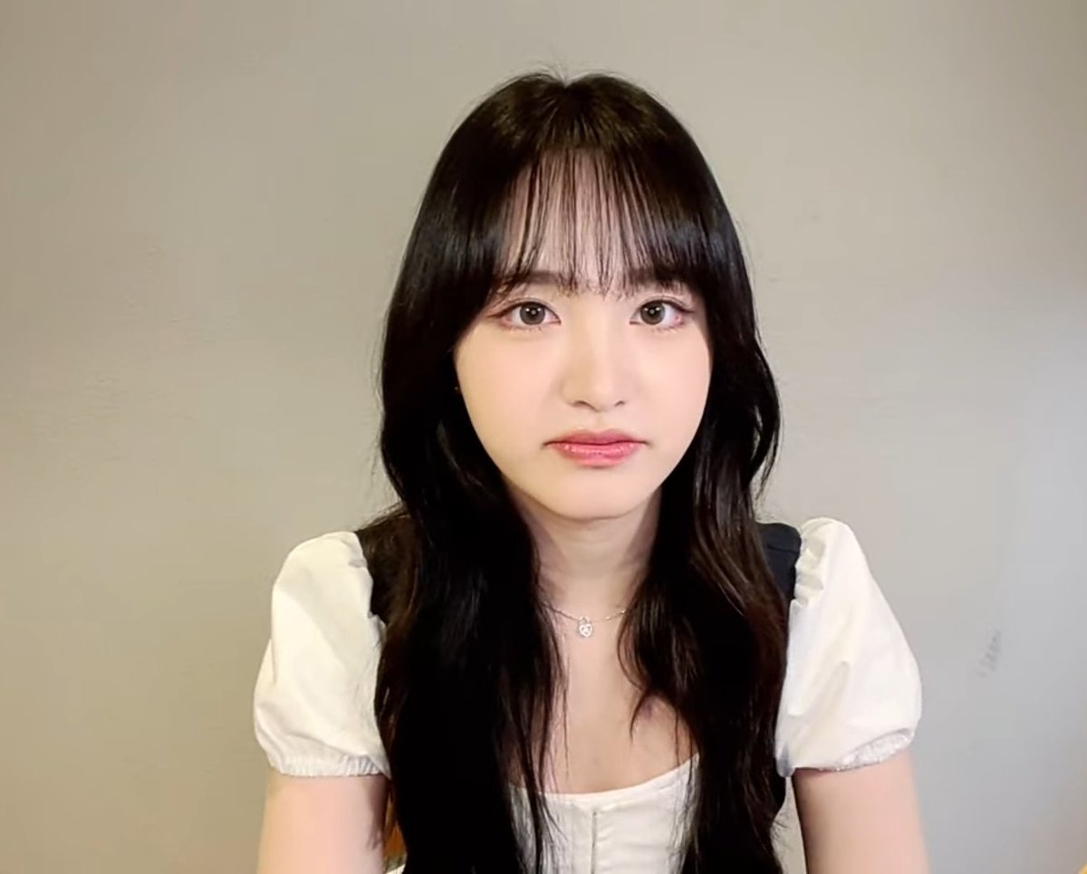 IVE NEWS on Twitter: "[🎥LIVE] 230615 LIZ is now live on @IVEstarship YouTube channel. Go watch
