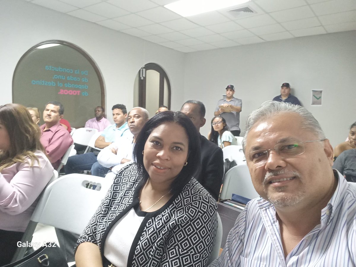 En la <a href="/SecJuridicosCD/">Sec. De Asuntos Jurídicos CD</a> bajo el liderazgo de <a href="/JavierR_alvarad/">Javier Rodriguez</a> nos seguimos capacitando en materia de Derecho Electoral. 🇵🇦

<a href="/romuloroux/">Rómulo Roux</a> <a href="/_oscarrawlins/">Oscar Rawlins Rodriguez</a> <a href="/vonettas/">Vonetta  de Castrellón</a> <a href="/Alexdesk1/">Alexander Castrellón</a> <a href="/christino_ameth/">Christino Ameth Marin</a> <a href="/EdgardoGaloHer1/">Edgardo Galo Herrera</a> <a href="/Anagrosas/">Ana Giselle Rosas</a> <a href="/MaidirMiller/">Maidir Miller 🇵🇦</a> <a href="/AlvaroAguilar3A/">Alvaro Aguilar A.</a> <a href="/narf36/">Rafael Ponce Ferguson</a> <a href="/ARAUZRONY/">RONY ARAUZ</a>