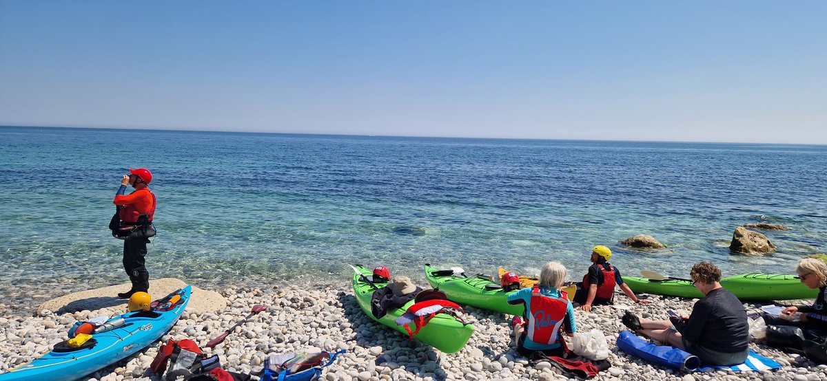 HurrelPaul's tweet photo. Plenty of courses and tours happening at Sea Kayak Dorset #seakayak https://t.co/N69x59NWEA