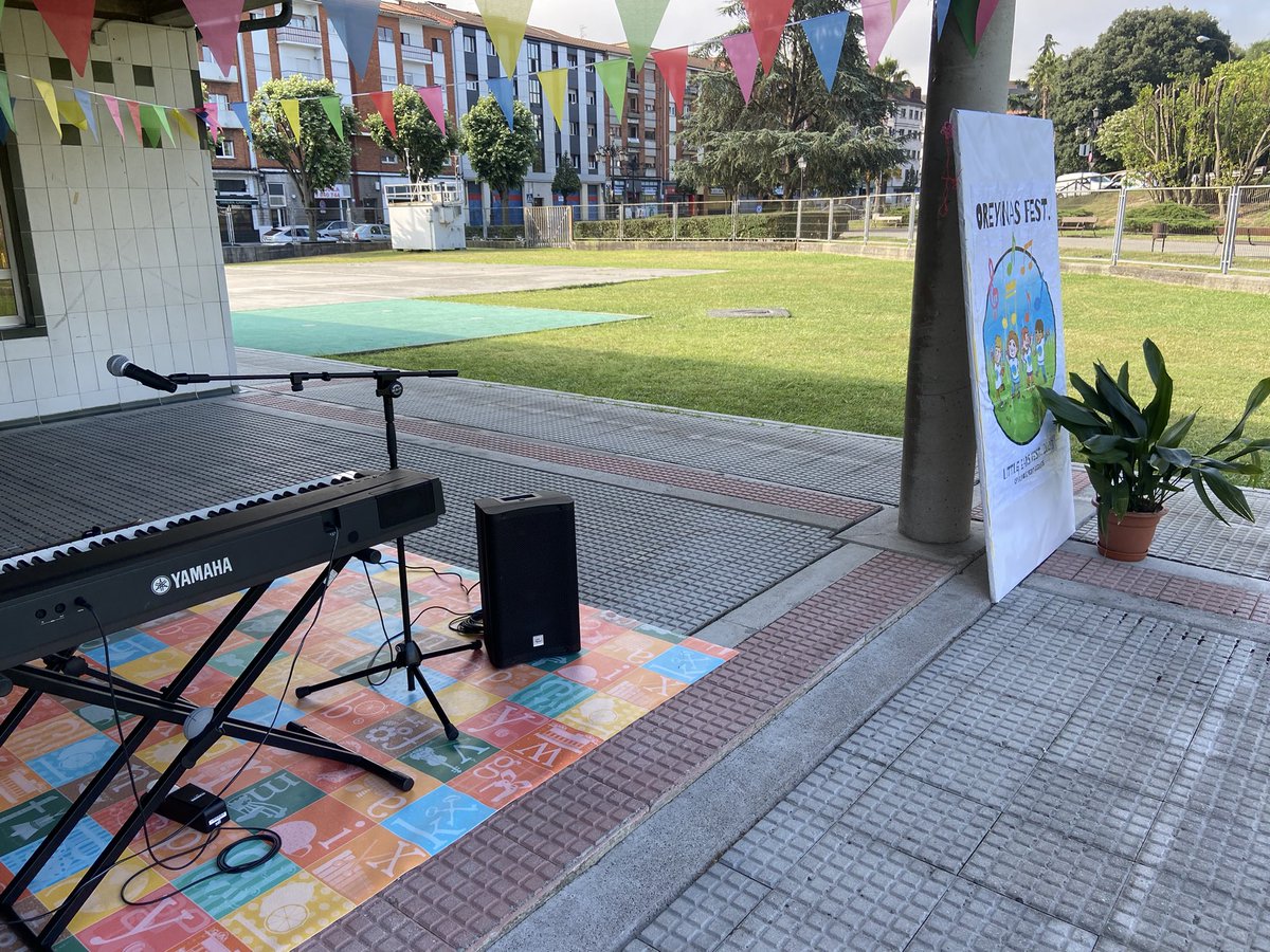 Ya lo tenemos todo listo para el último concierto de la III edición del #OREYINASFEST

Cerramos esta edición con el concierto de la artista <a href="/MariaDazMusic/">Maria Daz</a> Seguro que los niños y niñas disfrutan mucho con su música.

#musica #oreyinas #festivales