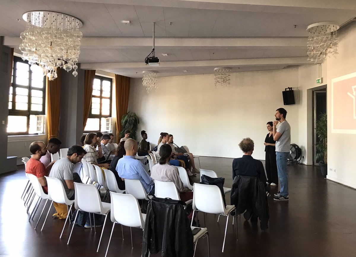 WhatDesignCanDo's tweet image. It’s Day 4 of the #MakeitCircularChallenge Winners Bootcamp and we’re locked and loaded for another round of masterclasses and workshops.

If you’d like to follow along in real-time, we&apos;ll be sharing more behind-the-scenes content here: bit.ly/2CBgQBd  👋