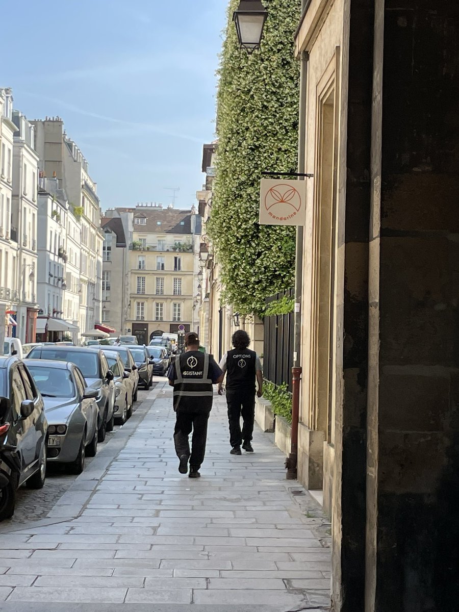 .<a href="/Vitolae/">AlexCarry</a> en écho à ton dernier podcast sur vêtement et travail