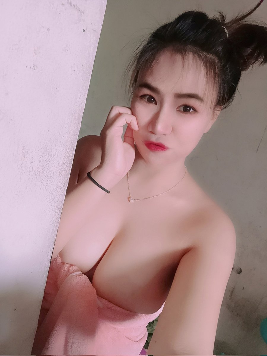 nunitit60408482's tweet photo. ร้อนอะไรขนาดนี้เนี่ย https://t.co/Lf2FLYZdWT