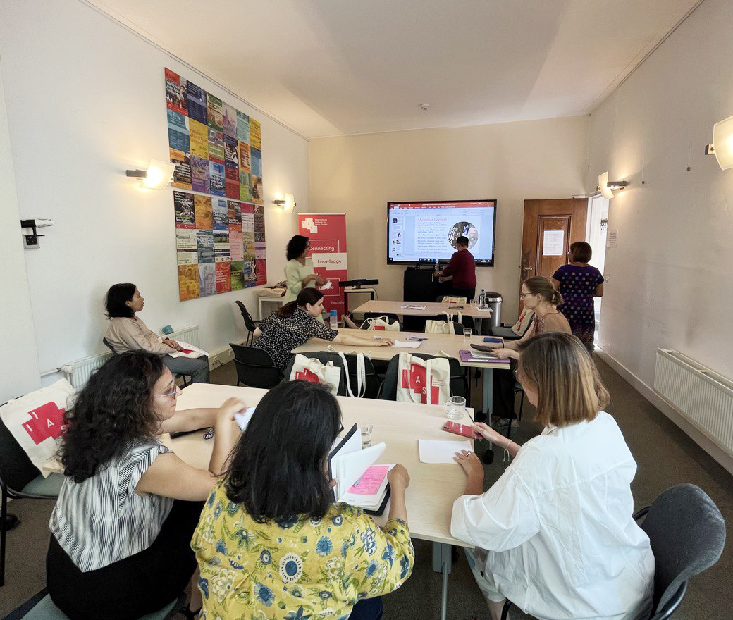 AsianStudies's tweet photo. On 13 June 2023 #IIAS hosted an engaging workshop on the education reconstruction in Burma/Myanmar, organised by Humanities Across Borders (HAB) programme.
#IIAS_Leiden #IIAS_AsianStudies #IIAS #Netherlands #asian_studies #Leiden_university https://t.co/wcJFTUVhqZ