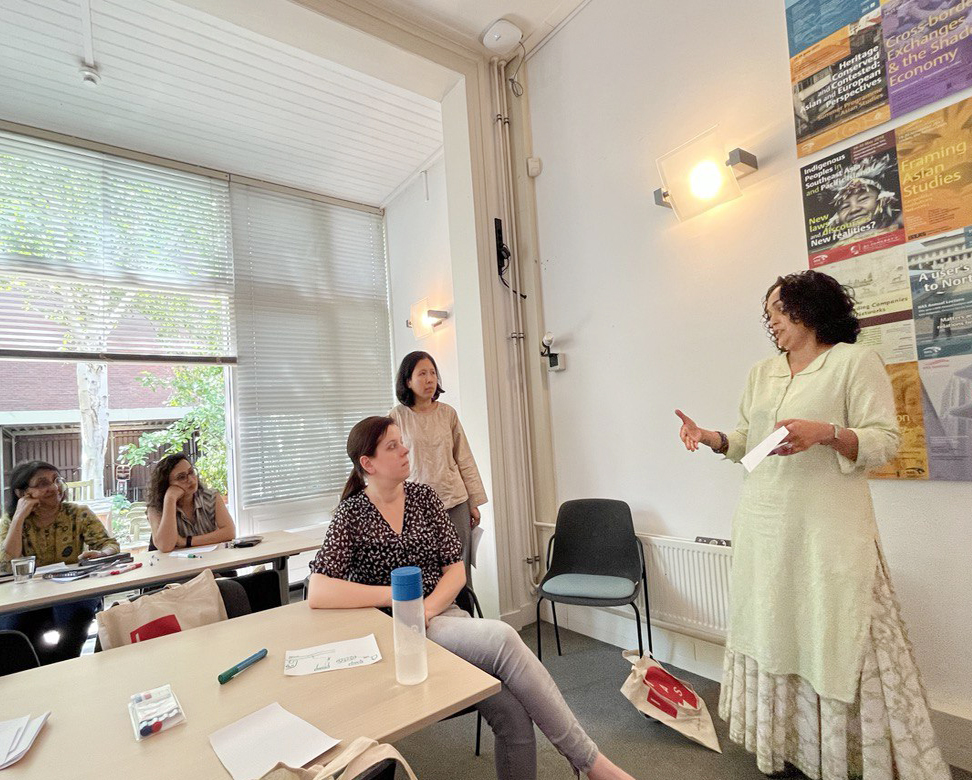 AsianStudies's tweet photo. On 13 June 2023 #IIAS hosted an engaging workshop on the education reconstruction in Burma/Myanmar, organised by Humanities Across Borders (HAB) programme.
#IIAS_Leiden #IIAS_AsianStudies #IIAS #Netherlands #asian_studies #Leiden_university https://t.co/wcJFTUVhqZ