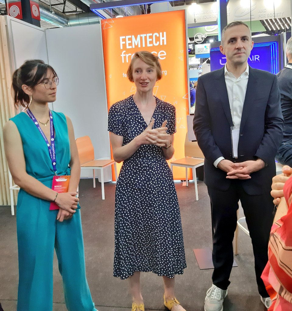loutro1990's tweet photo. Présentation du baromètre #FemTech Juliette Mauro &amp; @delphinemoulu &amp; @wavestoneFR 
💥En 2022 la #FemTech en France :
♦️115 startups
♦️+ de 30 millions de chiffres d affaire
♦️96% de startups fondées par des femmes
Cliquez ici pour en savoir plus https://t.co/EAkVR1EU80

#VivaTech https://t.co/Hf63H5Xukl