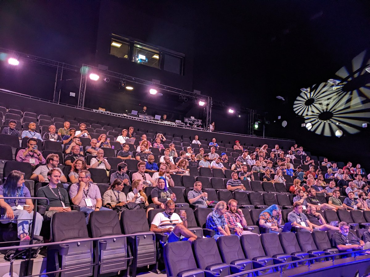 TechMids tweet media