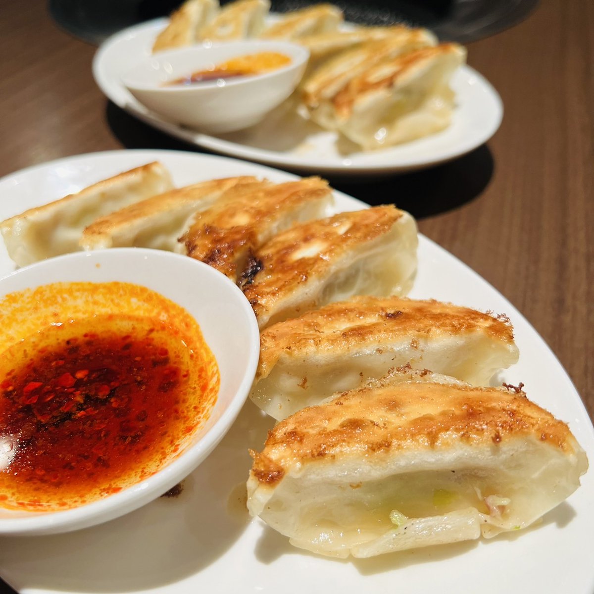 餃子研究所 / 小山餃子 一品香ラーメン 冷凍自動販売機【丸麺侍】>