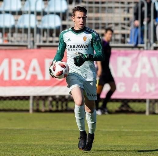 SDAlmazanoficia's tweet photo. 🚨 FICHAJE 🚨
El portero SERGIO GARCIA "PAISA" @sgvpaisa , se convierte en nuestro primer fichaje. 
El ex portero del Ávila ha militado en otros equipos como Ourense,Aragon, Zaragoza, R. Ferrol.
Fue ganador del trofeo Zamora con el Arandina en la temporada 21/22
🤍BIENVENIDO 💙 https://t.co/S710RTkZPB