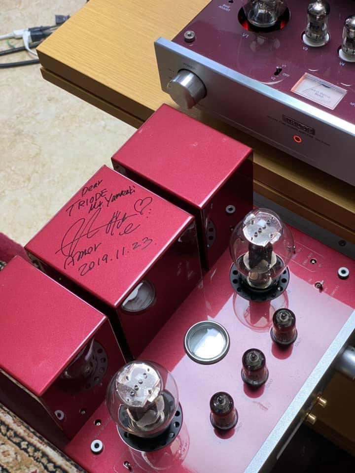 jazzsingermaya's tweet image. TRIODE山崎社長の投稿より
シェア☟

2019東京インターナショナルオーディオショウで使用した世界に1台のMayaさん仕様のTRV-A300XR マイクアンプです、ヘットフォン端子がマイク入力になっていてMayaさんのボーカルが更に魅力的に変身👍

#triode
#jazzsingermaya