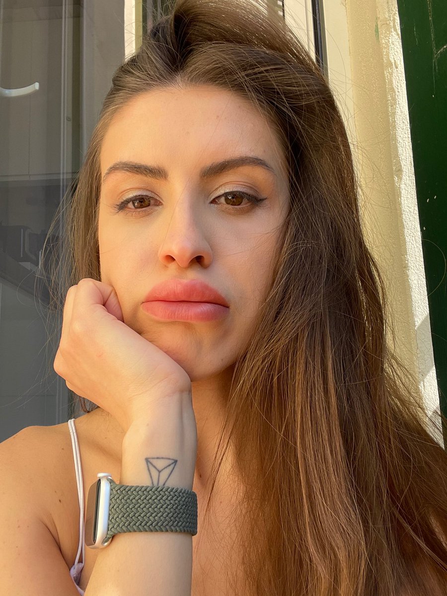 Gm fam 💗
Hope your having the best Thursday!
Woke up grateful for this life..that is full of experiences, but also bummed out cuz I’m out of coffee 😅