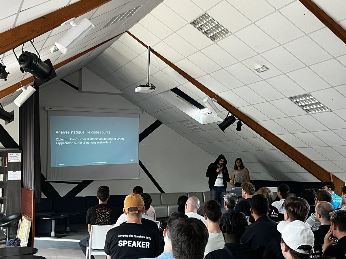 C’est parti pour 2 jours de conférences dans une ambiance décontractée 🏕️

Démarrage par un talk autour du piratage d’applis mobiles 🏴‍☠️ 

#campingspeakers