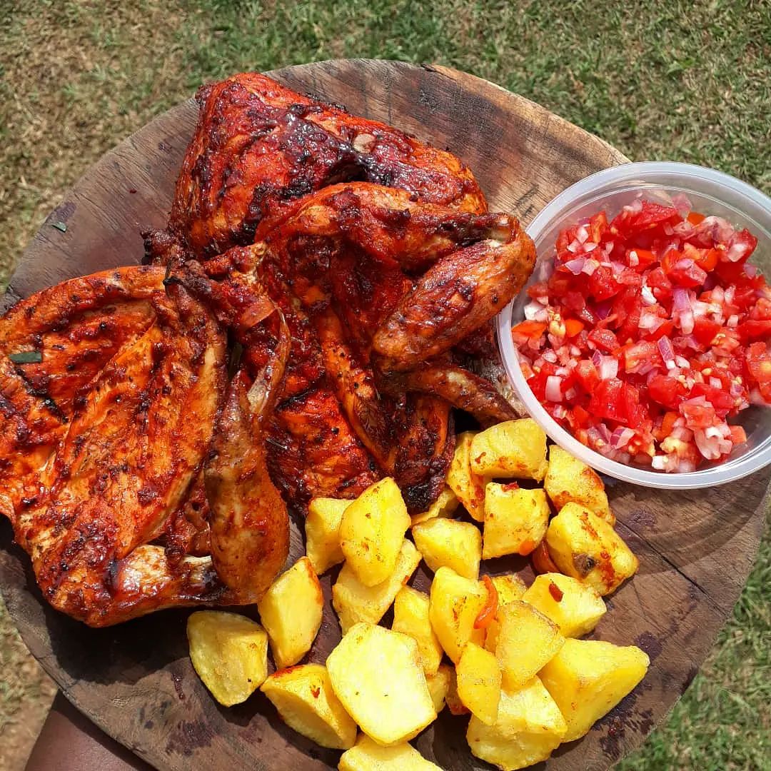 Big_Bearbbq's tweet photo. Get your three pieces of mouth watering chicken with potato wedges and kachumbali at 29,000ugx only. Order now on 0701447007. https://t.co/C76Nk9Pl3r