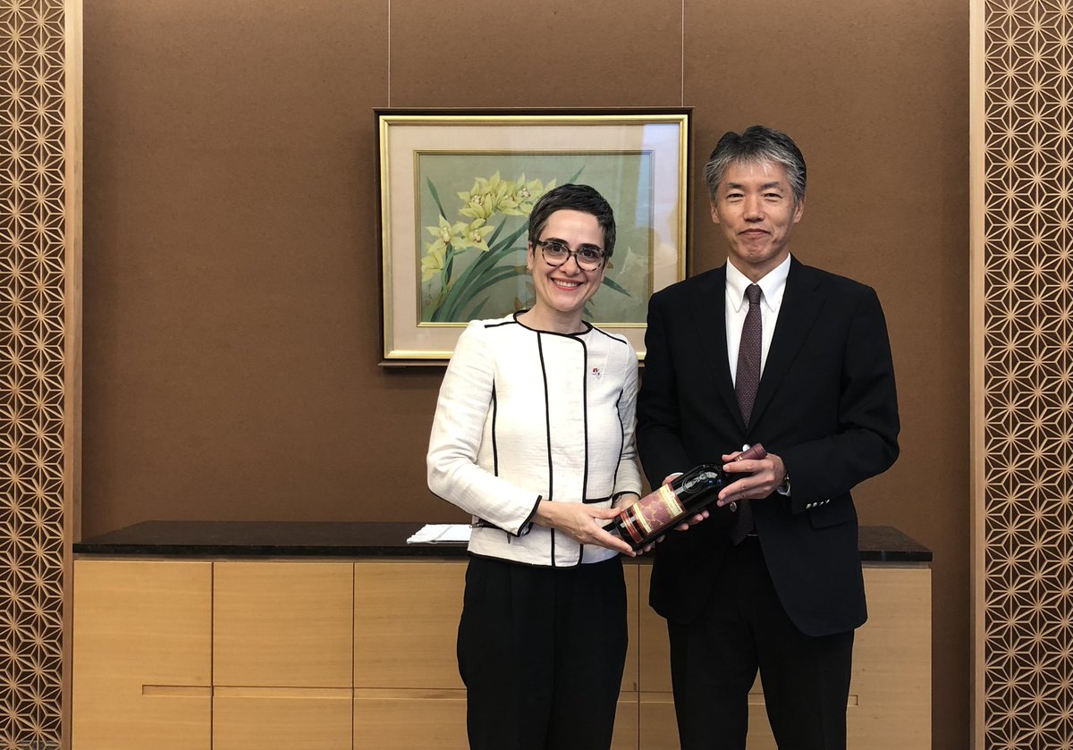 SRBinJapan's tweet photo. Happy that Hidekatsu Take of Mizuho Financial Group, Inc.@mizuhobank as a partner of #DevelopmentAgency๐ท๐ธ is continuing with joint efforts to welcome and support new Japanese investors in Serbia! https://t.co/Ljld6sTde8