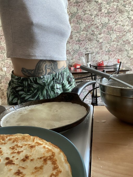 Мечтаю о новой блинной сковородке ( https://t.co/bA681FnZOb<a href="/tag/%D0%BD%D1%8E%D0%B4%D1%81%D0%BE%D1%87%D0%B5%D1%82%D0%B2%D0%B5%D1%80"class="tags"><span>#нюдсочетвер</span></a>