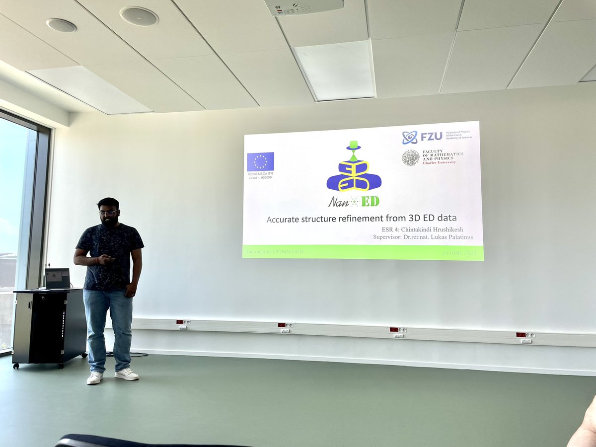 Hrusi, our phD #ESR presenting a really nice talk in the #labmeeting at <a href="/CRISMAT_CNRS/">CRIStallographie et Sciences des MATériaux</a>