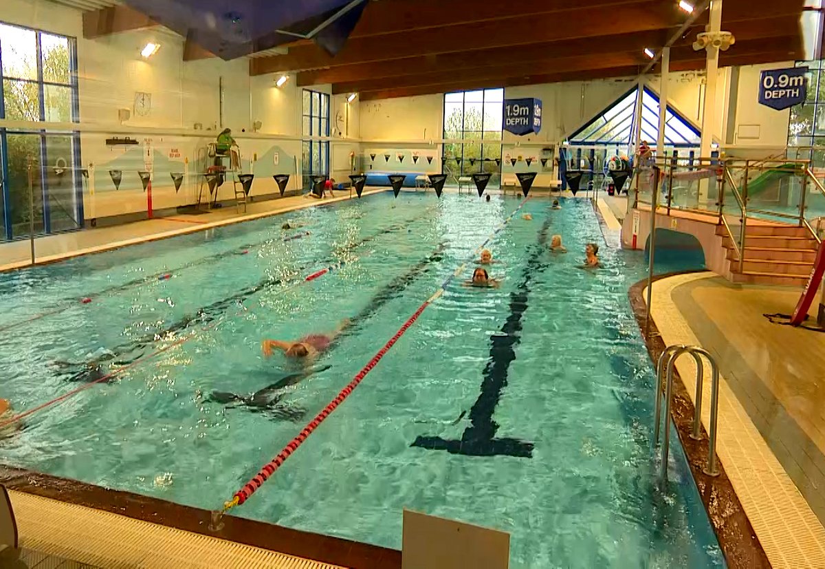 l_endean's tweet photo. Music while you swim! One week until Lyndon Forster performs at Saltash Swimming Pool (22 June, 7pm). Combining West African percussion with Celtic rhythms and harmonies, he has been featured on BBC Introducing and Radio 3. Tickets at https://t.co/UxsiNvPKq2 #swimming #Cornwall https://t.co/WhDp5gA6Yo