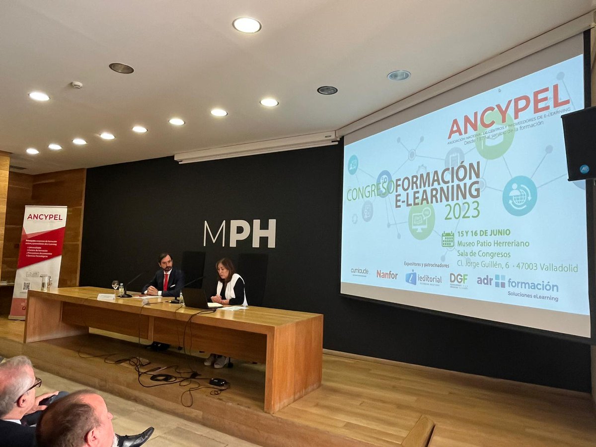 📢 ¡Comienza el Congreso Formación E-Learning 2023 de ANCYPEL en Valladolid! Clara Sanz, Secretaria General de Formación Profesional del MEFP <a href="/educaciongob/">Ministerio de Educación, FP y Deportes</a>, y Arturo de las Heras, presidente de ANCYPEL inauguran el #CongresoElearning2023 #ANCYPEL #FormaciónProfesional