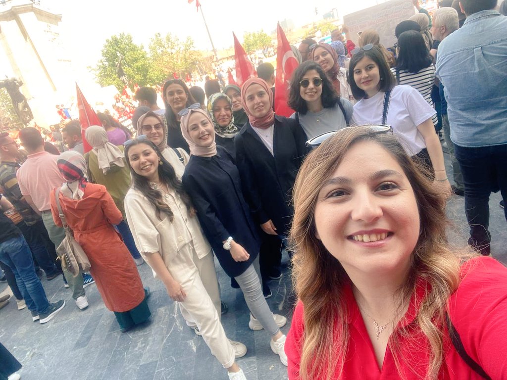 benkisacapd93's tweet photo. PDR atama mücadelesinde 🔥
@pdrcidiyorki @kvsronder @sincapkus @froytyen8 @psikolojikdan34 @Dilek_Aksoy1207
@PekdasZekiye

#Ulusta55BinÖğretmen https://t.co/rIvJnZ6P3X