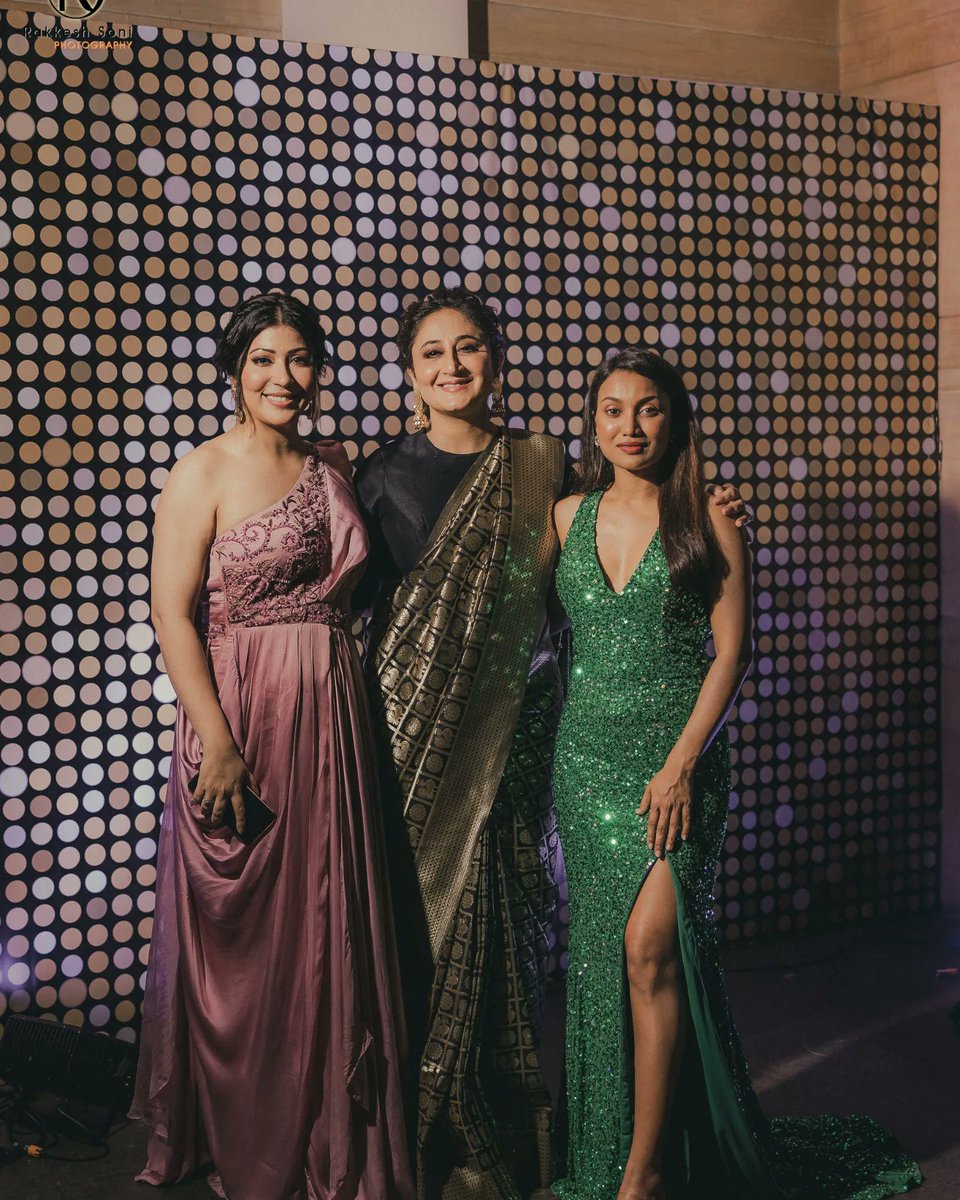 connect_wv's tweet photo. Reflecting back on the mesmerizing Gala Dinner at WV Connect 2023, where the enchanting Gold &amp; Black theme added a touch of glamour and allure to the evening. A night filled with elegance, laughter, and unforgettable memories.

A @WV_Official initiative. https://t.co/zAkGcKJee4