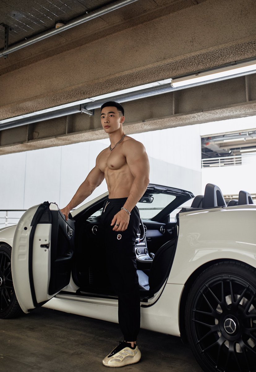 Take a ride with me, let me be Ur Mr Rover.