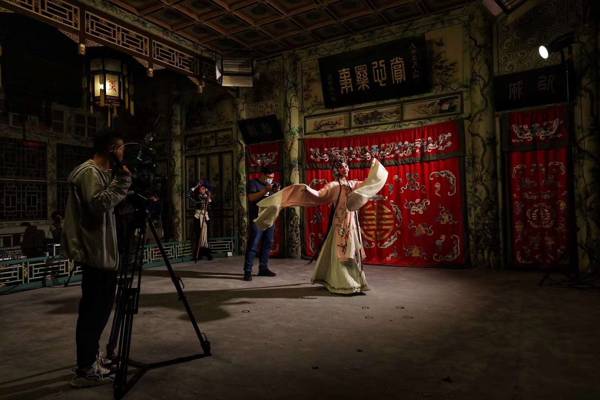 MuseumsChina's tweet image. 🎉From June 9 to 17, the 16th “Echoes of Classics – Prince Kung’s Palace Museum Intangible Cultural Heritage Performance Season” is being held at the Grand Theatre Tower of Prince Kung’s Palace Museum. Five #guqin zither concerts and four #Kunqu Opera shows are on! #MuseumEvents