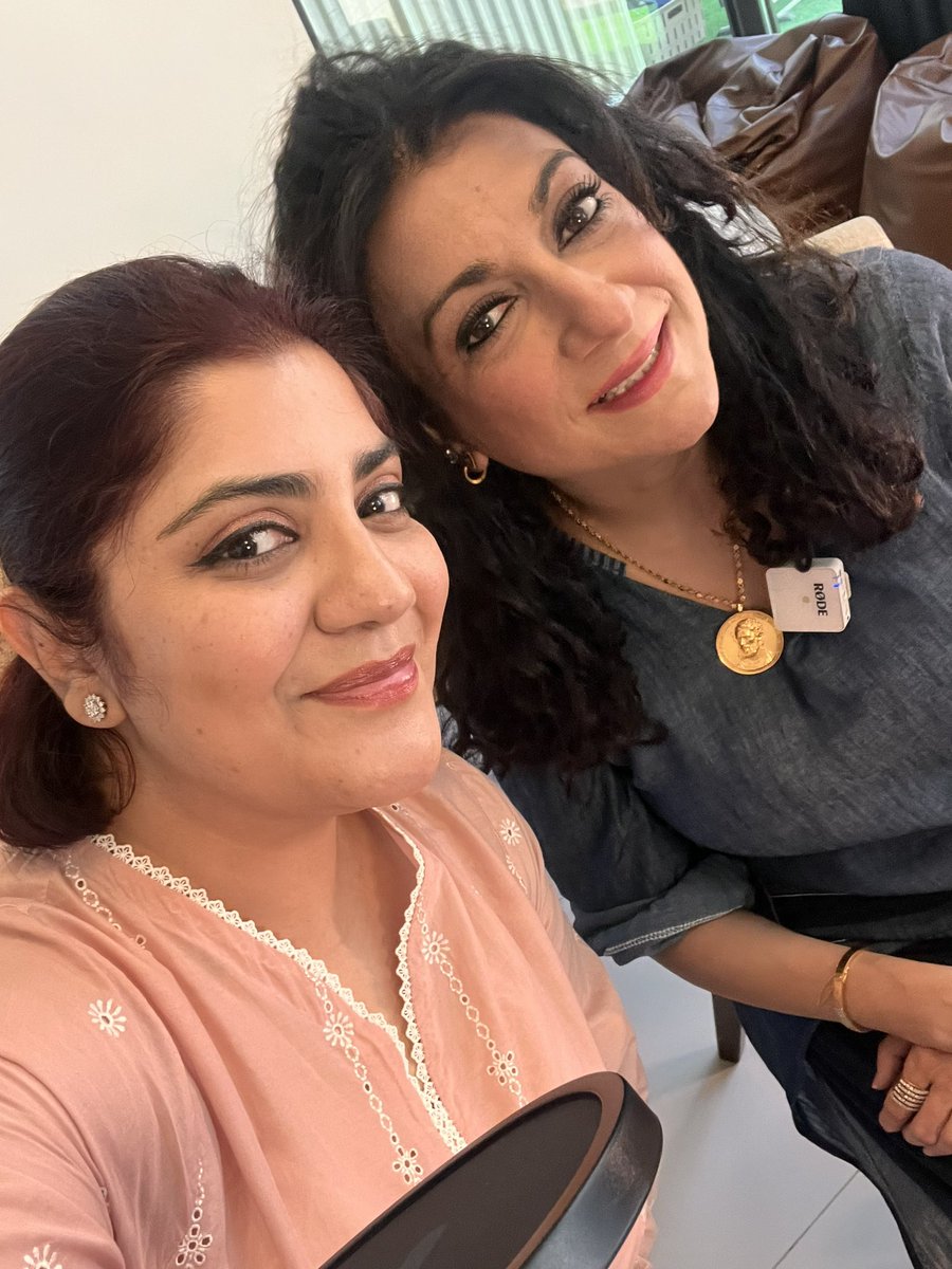 mahwashajaz_'s tweet photo. Finally caught up with my friend and super cool actress @UzmaBeg1! Stay tuned to the YT channel to watch the full iv. https://t.co/ZWuohtjiJL https://t.co/Yr3sj6kG0M